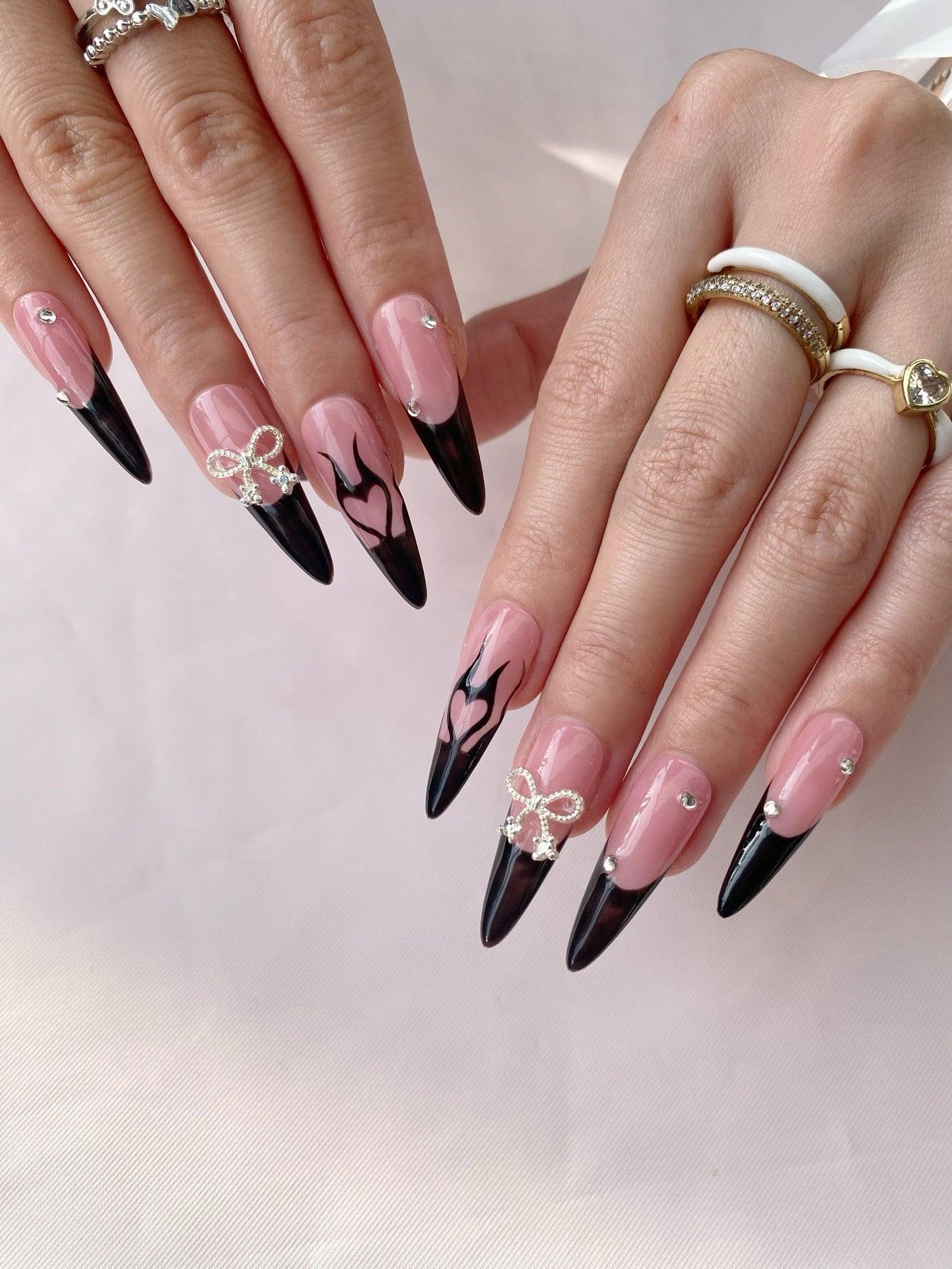 Noir Rose - GO2NAIL LONG STILETTO PressOnNails