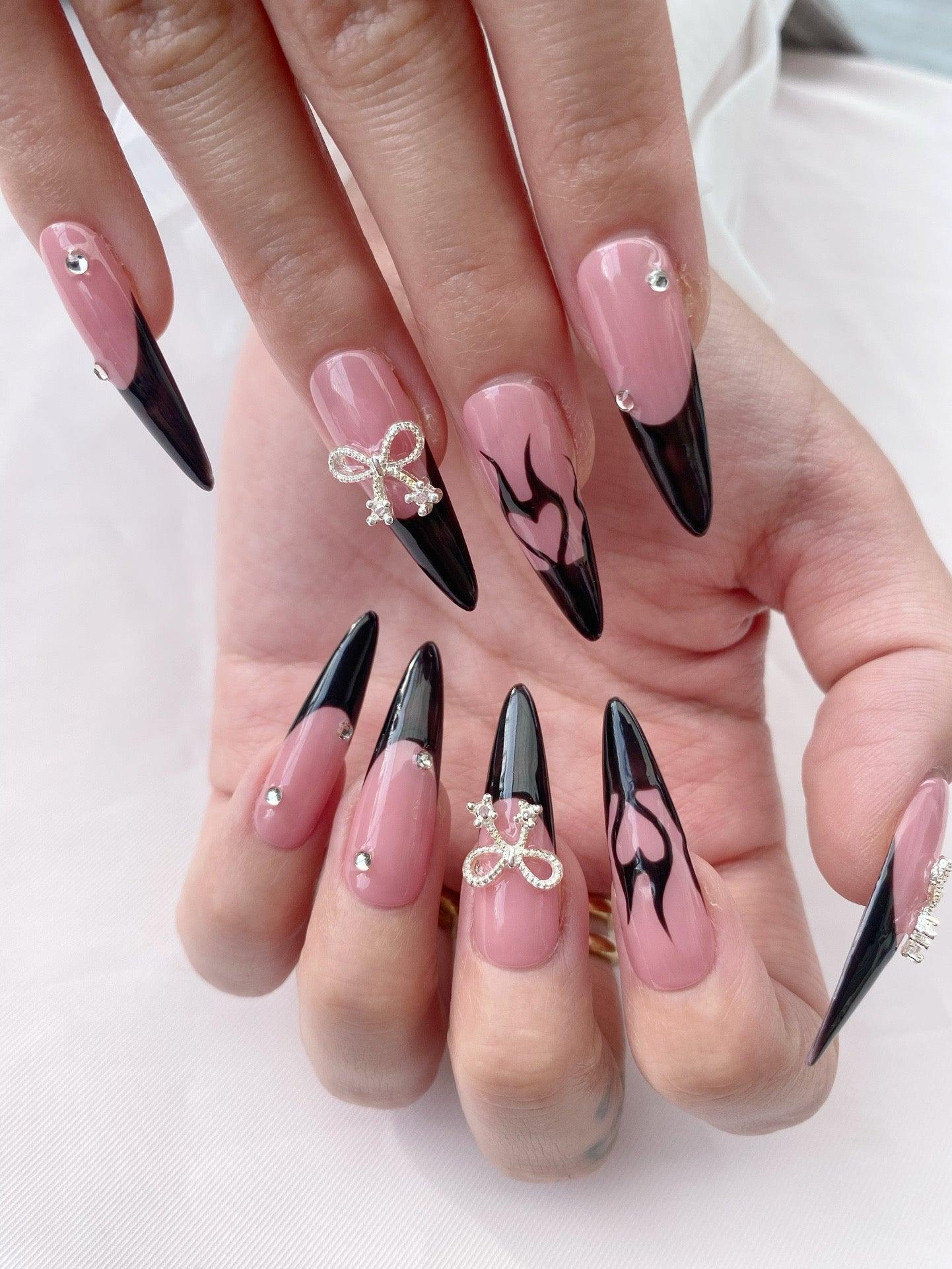 Noir Rose - GO2NAIL LONG STILETTO PressOnNails