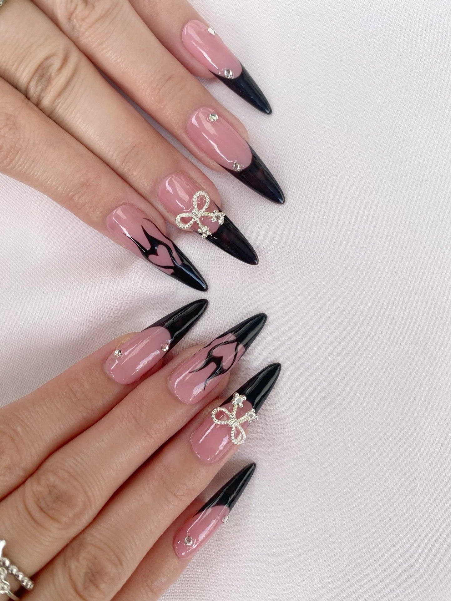 Noir Rose - GO2NAIL LONG STILETTO PressOnNails
