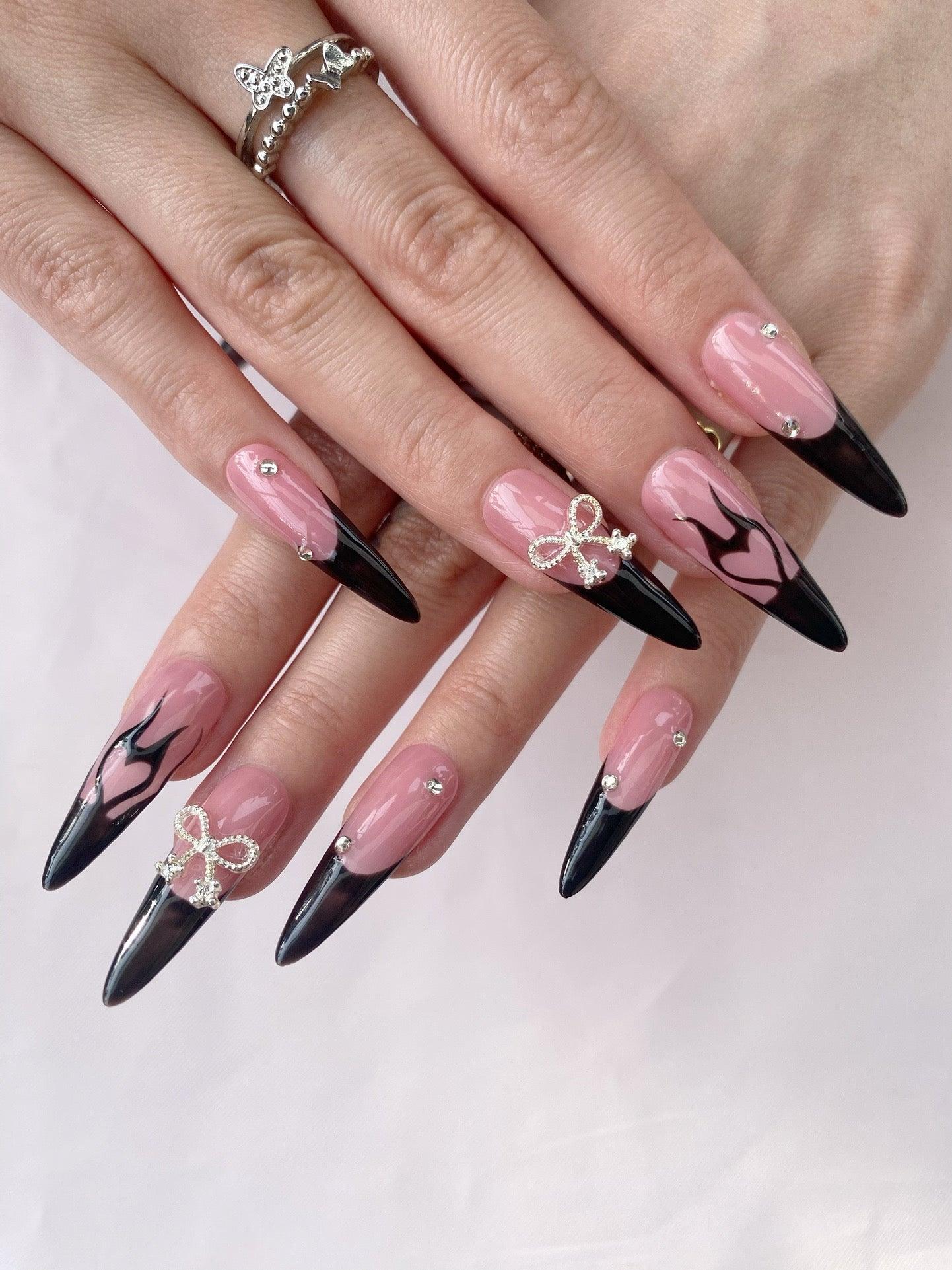 Noir Rose - GO2NAIL LONG STILETTO PressOnNails