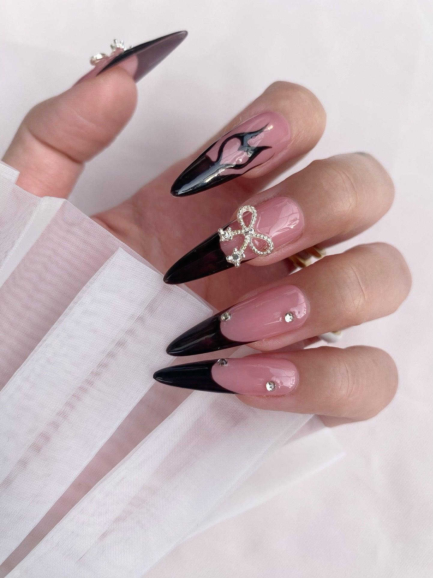 Noir Rose - GO2NAIL LONG STILETTO PressOnNails